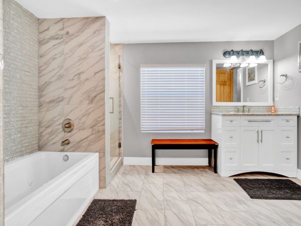 Marathon Vacation Home Water Views Sleeps Four Guests