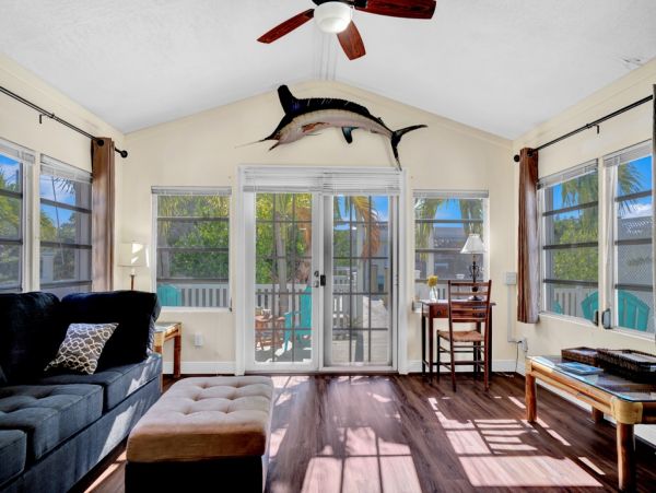 Marathon Vacation Home Water Views Sleeps Four Guests