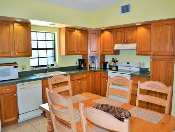 Marathon Vacation Rental 3 Bedrooms Sleeps Six Guests