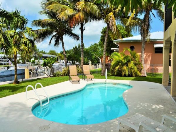 Marathon Vacation Rental 3 Bedrooms Sleeps Six Guests