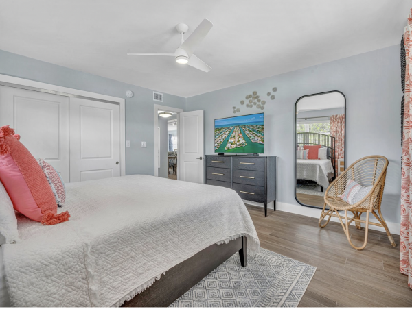 Great Duplex in Key Colony