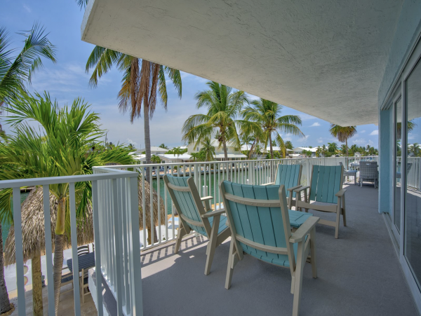 Great Duplex in Key Colony