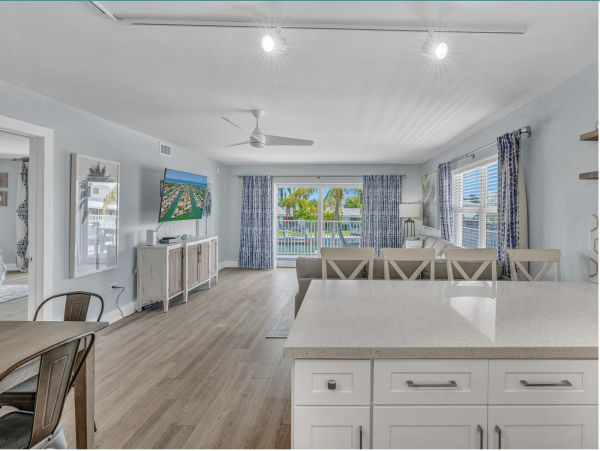 Great Duplex in Key Colony