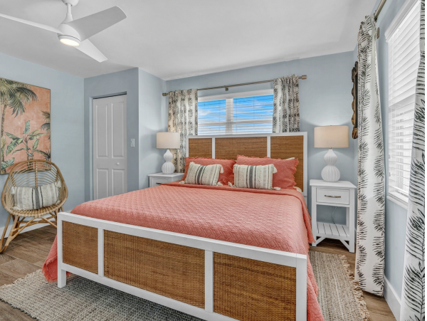 Great Duplex in Key Colony