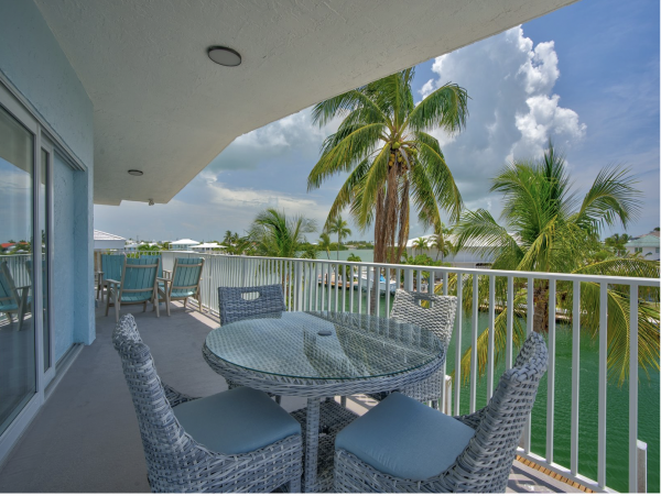 Great Duplex in Key Colony