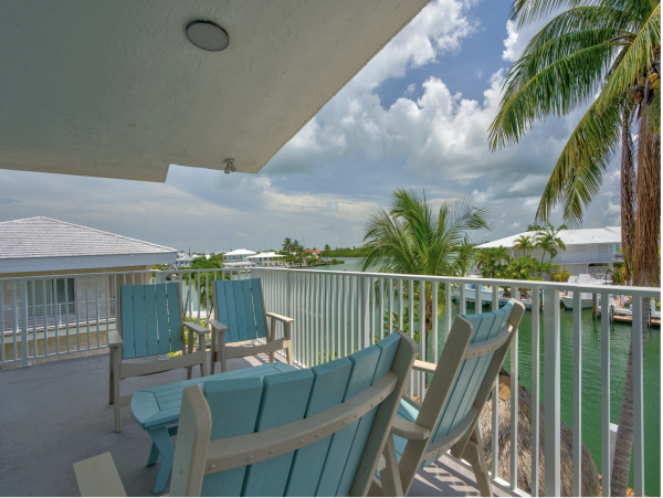 Great Duplex in Key Colony