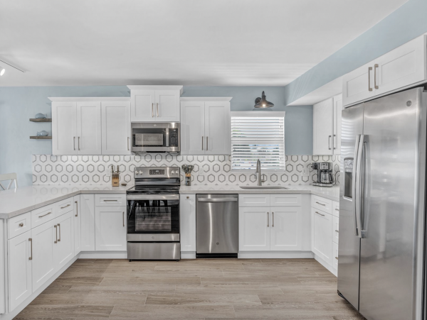 Key Colony Beach Vacation Home Sleeps Fourteen Guests