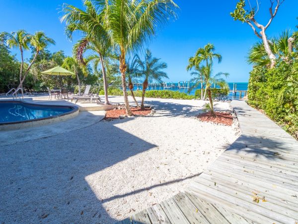 Four Bedroom Florida Keys Accommodation Stunning Views