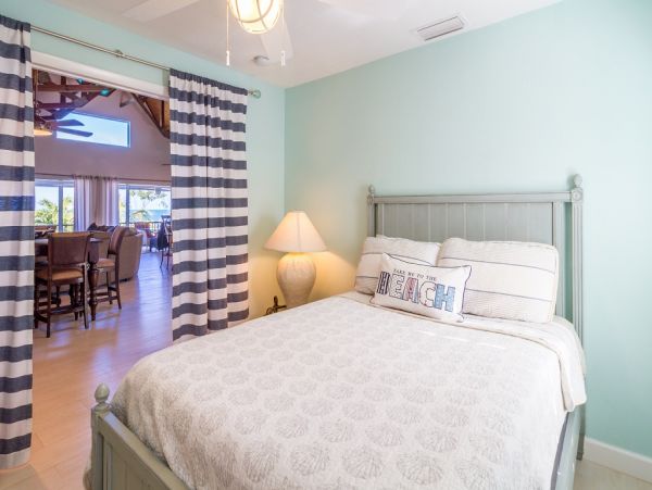 Four Bedroom Florida Keys Accommodation Stunning Views