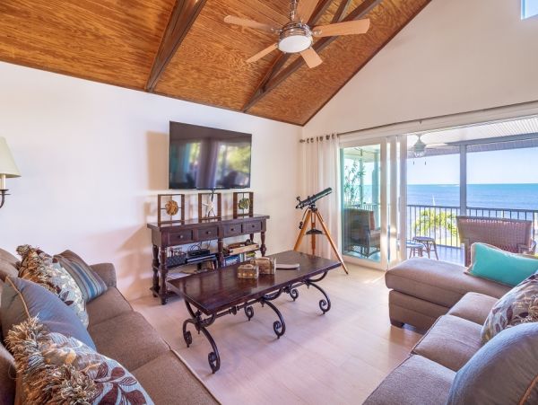 Four Bedroom Florida Keys Accommodation Stunning Views