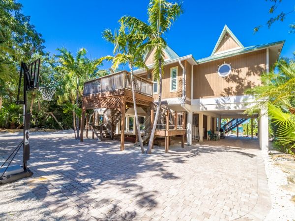 Four Bedroom Florida Keys Accommodation Stunning Views