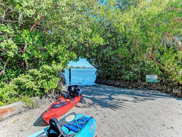 Lido Key Condo 912199