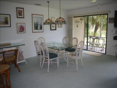 Sanibel Vacation Condo, Walk to Sandy Beach
