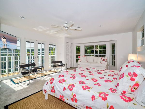 Tastefully Decorated Vacation Rental in Sanibel