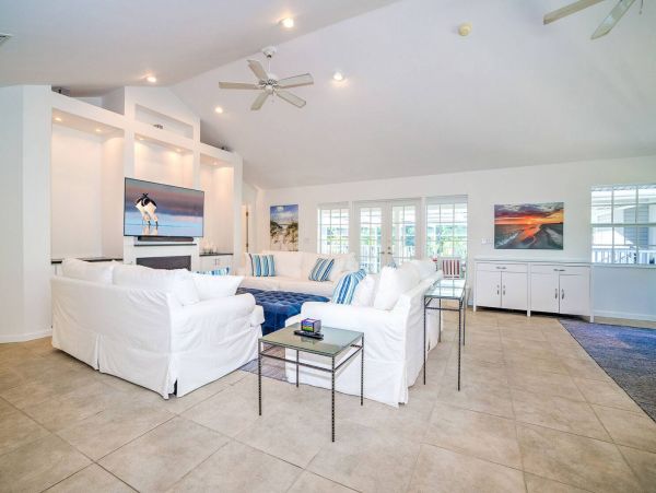 Tastefully Decorated Vacation Rental in Sanibel