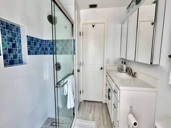 Walk to Beach Four Bedroom Sanibel Vacation Home