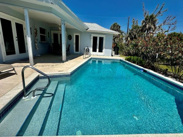 Walk to Beach Four Bedroom Sanibel Vacation Home