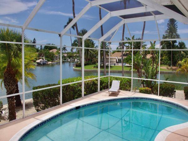 Lovely Sanibel Island Vacation Home Pool Beach Access