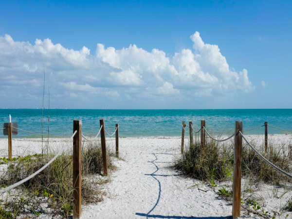 Charming Retreat Just Minutes from the Beach & Sanibel Attractions