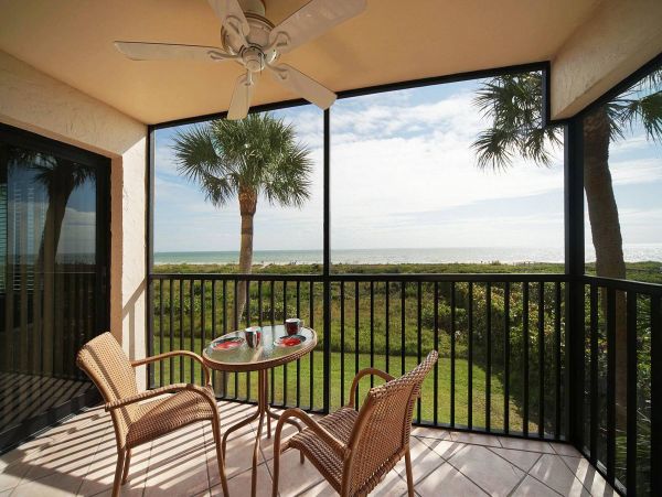 Direct Gulf Front luxury vacation Condo