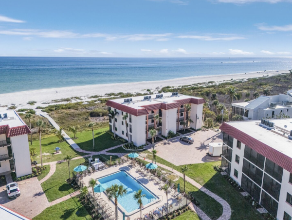 Luxurious Beachfront Condo on Sanibel Island