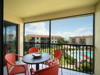 Beachfront Condo on Sanibel - Your Perfect Getaway