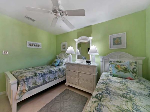 Sanibel Vacation Beach Condo 2 Bedrooms Sleeps Six Guests