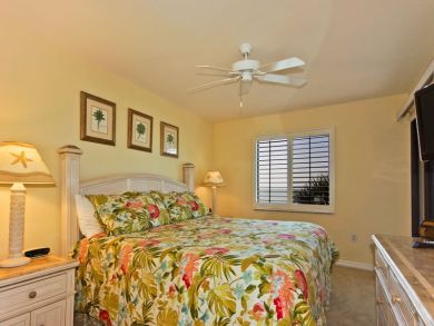 PANORAMIC GULF VIEWS FROM SANIBEL CONDO