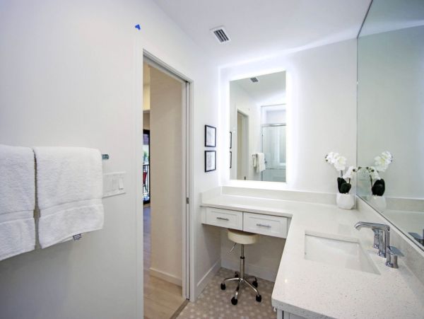 Luxury Beachfront Condo on Sanibel Island - Book Your Escape