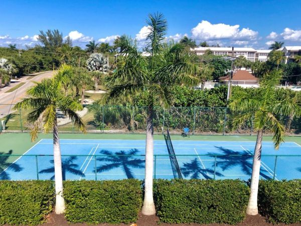 Luxury Beachfront Condo on Sanibel Island - Book Your Escape
