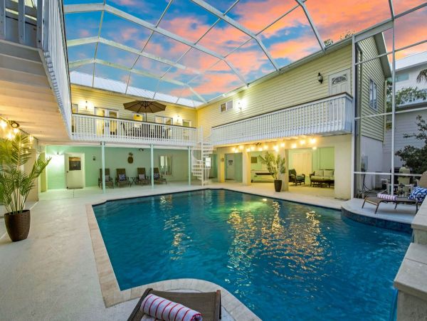 Luxury Four Bedroom Anna Maria Vacation Home Sleeps 8 Guests