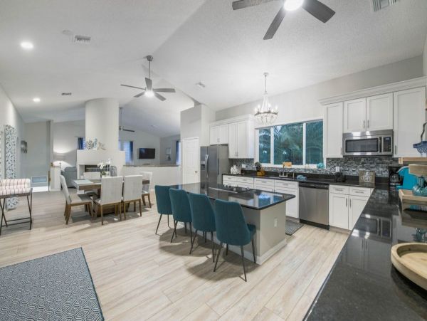 Luxury Four Bedroom Anna Maria Vacation Home Sleeps 8 Guests