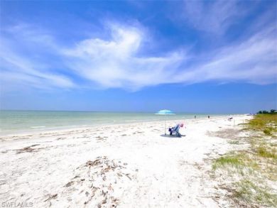 Sanibel Island On Beach Vacation Condo with Community Pool