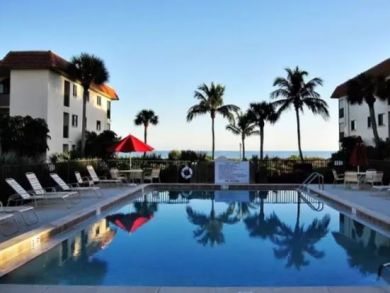 Sanibel Island On Beach Vacation Condo with Community Pool