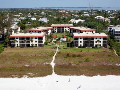Two Bedroom Beachfront Vacation Condo in Sanibel Two Bedroom Beachfront Vacation Condo in Sanibel