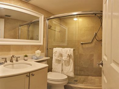 Two Bedroom Beachfront Vacation Condo in Sanibel Two Bedroom Beachfront Vacation Condo in Sanibel