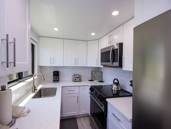 Beachfront Luxury on Sanibel Island - Relax and Unwind