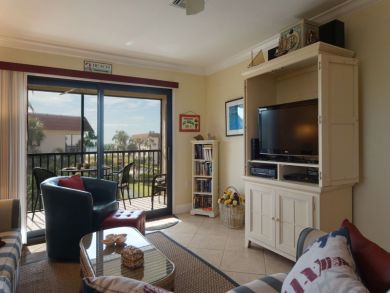 Two Bedroom, Two Bathroom Third Floor Sanibel Beach Condo