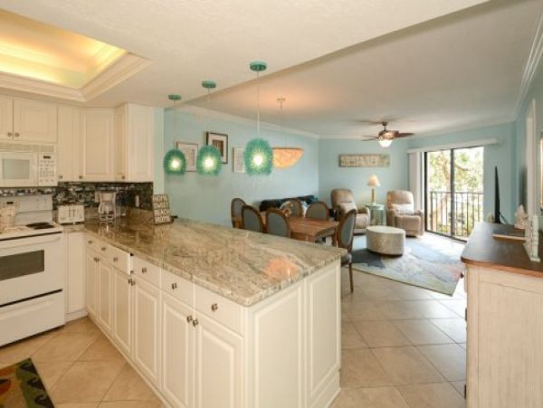 Siesta Key Vacation Condo Two Bedrooms Sleeps Six