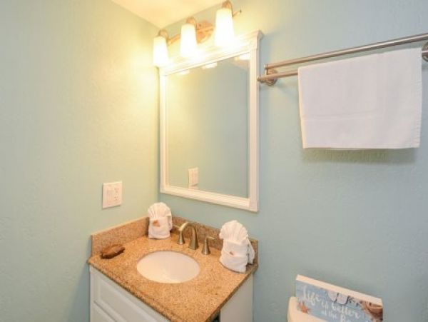 Siesta Key Vacation Condo Two Bedrooms Sleeps Six