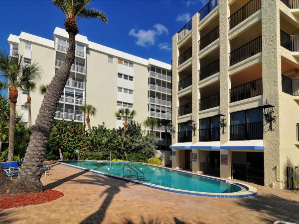 Gulf Views Siesta Key Vacation Beach Condo Two Bedrooms