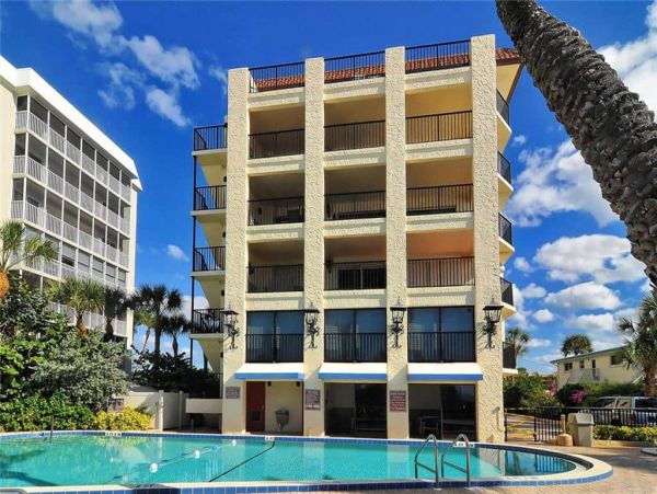 Gulf Views Siesta Key Vacation Beach Condo Two Bedrooms