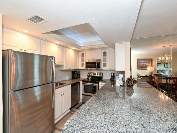 On Beach Vacation Condo Two Bedroom on Siesta Key