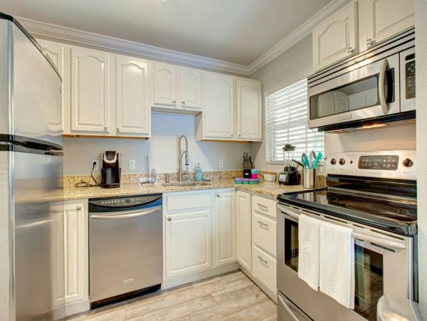 Siesta Key Vacation Beach Condo 3 Bedrooms Sleeps Eight