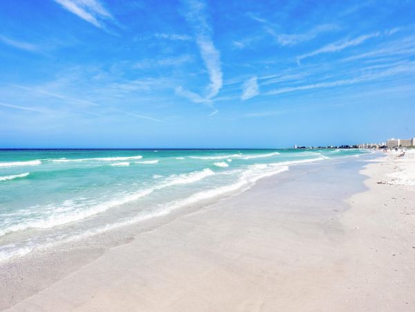 Three Bedroom Beach Vacation Condo on Siesta Key Sleeps 8
