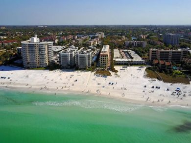 A Rare & Stunning Rental Super Spacious Siesta Key Condo