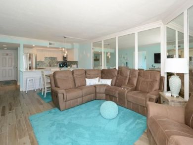 Siesta Key Vacation Condo Sleeps Six Guests Communal Pool
