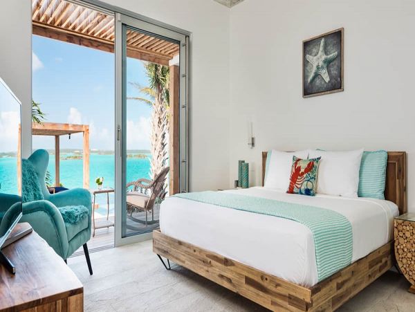 Luxury Turks & Caicos 5 Bedroom Pool Villa Ocean Views