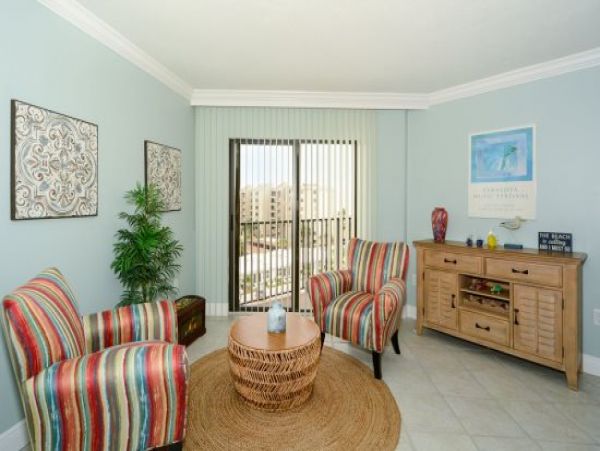 Siesta Key Vacation Condo with 2 Bedrooms