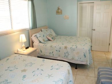 Gulf Front Two Bedroom Vacation Rental in Siesta Key